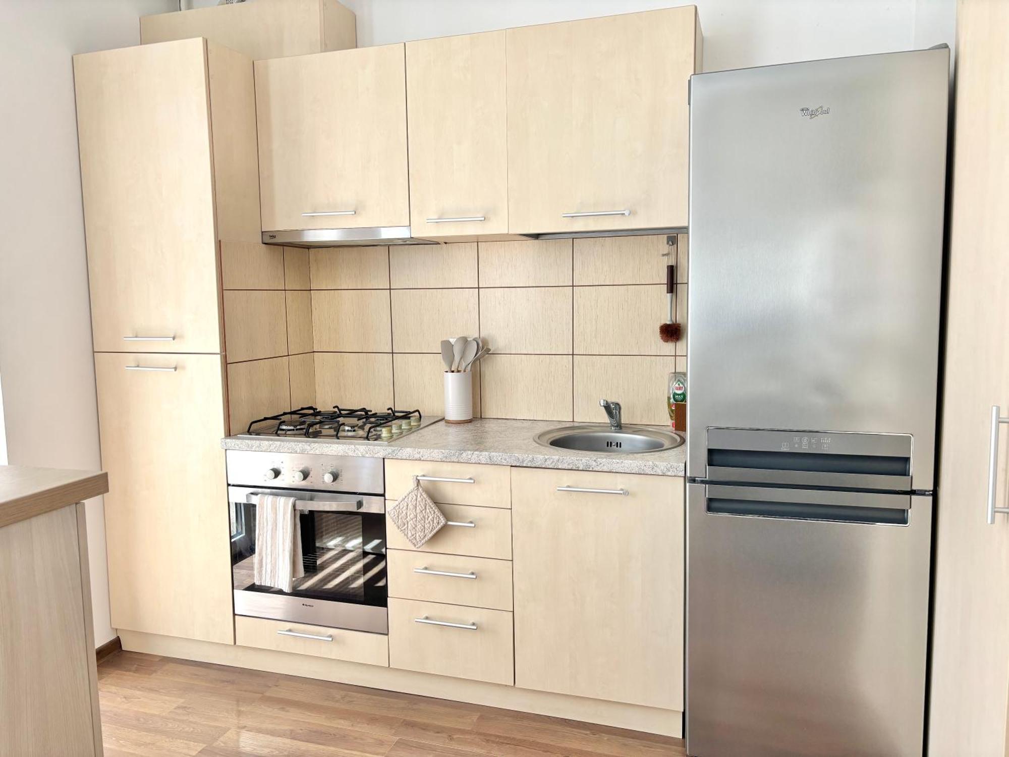 Wanderlust Home Cream, Rasnov Apt For 4, Wifi And Free Parking Extérieur photo